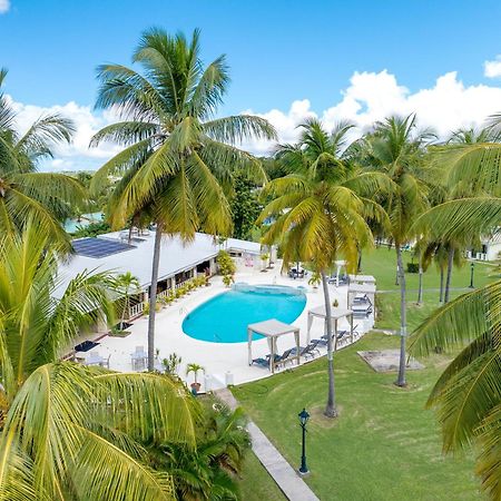 All Seasons Resort Сент-Джеймс Экстерьер фото